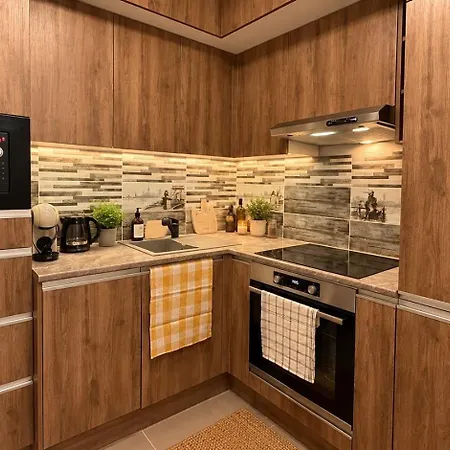 Crystal Apartman *