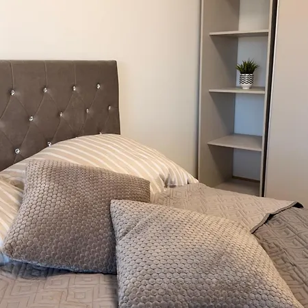 Apartman Crystal *
